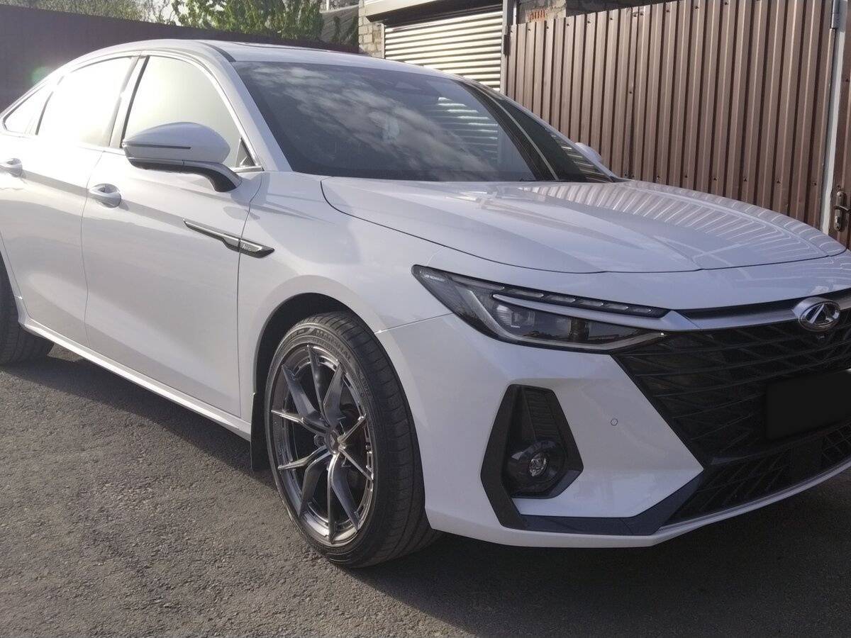 Chery Arrizo 8 2023 года с пробегом. Фото: #1