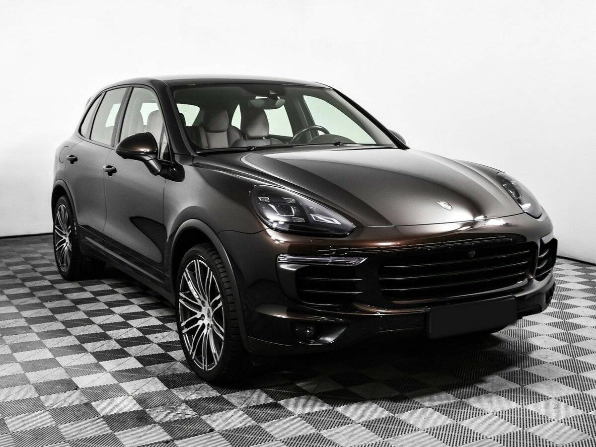 Porsche Cayenne 2016 года с пробегом. Фото: #2