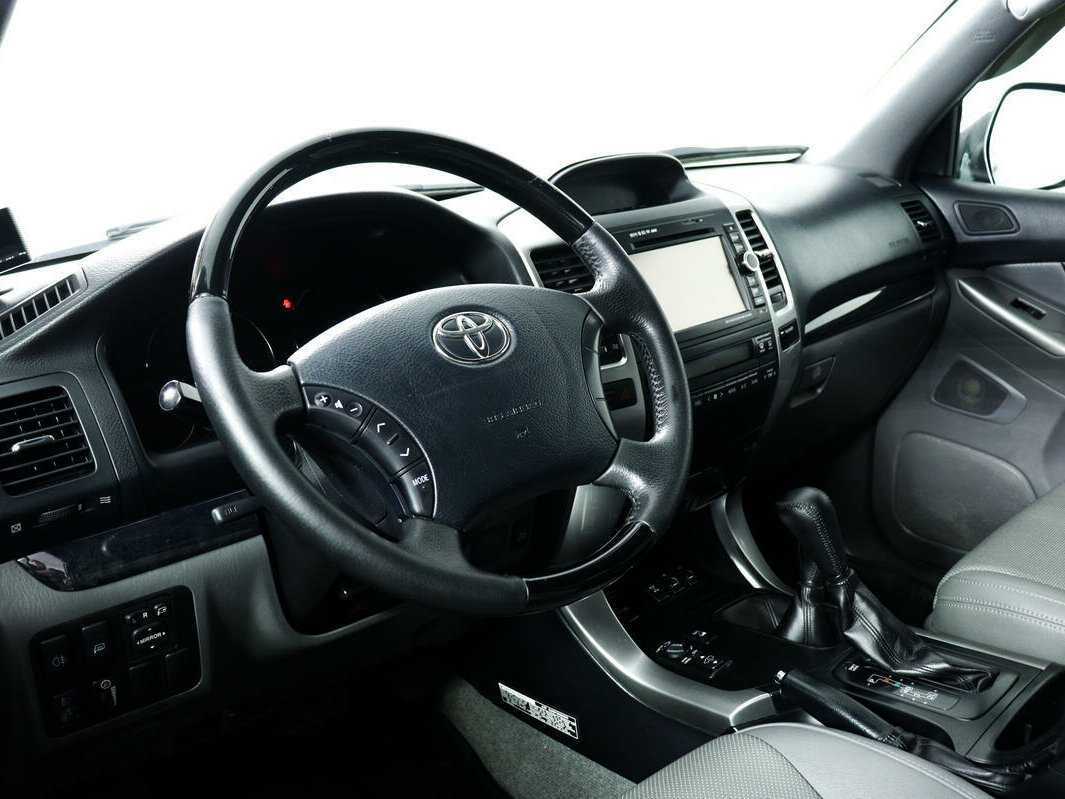 Toyota Land Cruiser Prado 2007 года с пробегом. Фото: #12