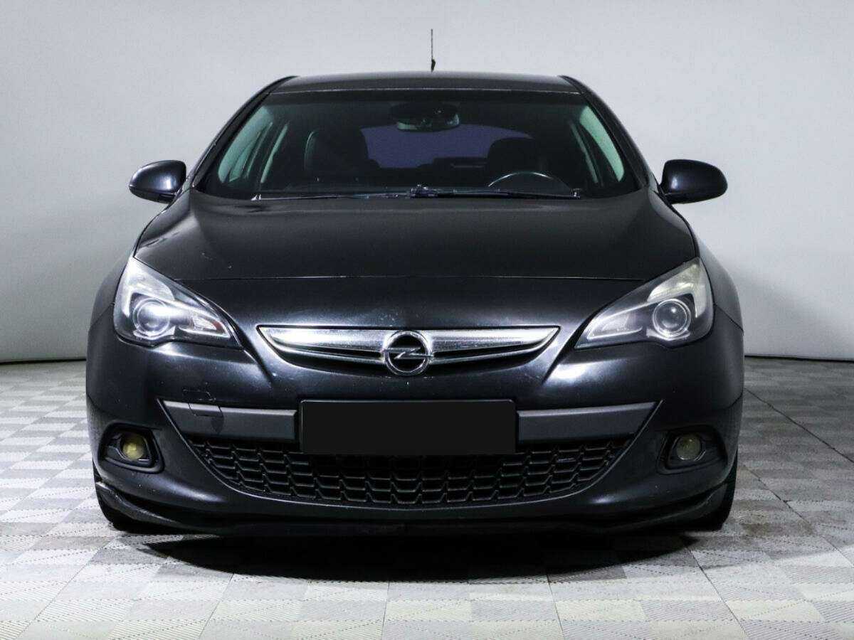 Opel Astra 2013 года с пробегом. Фото: #1