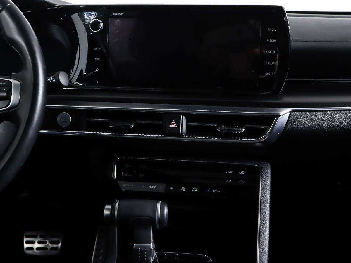 Kia K5 2020 года с пробегом. Фото: #11