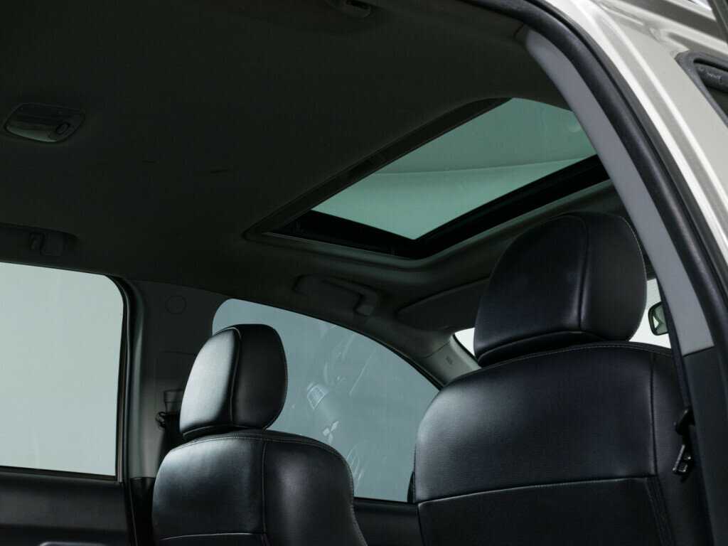 Mitsubishi Outlander 2008 года с пробегом. Фото: #10