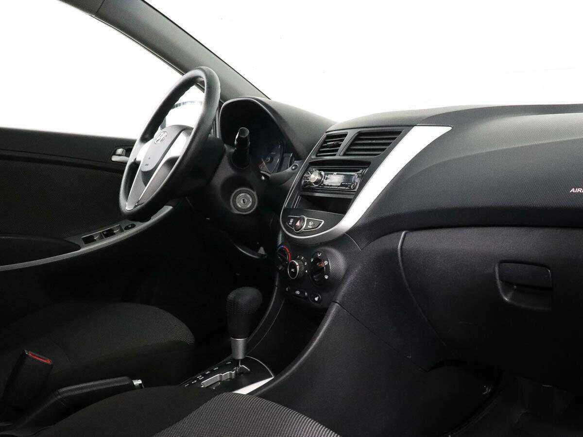 Hyundai Solaris 2012 года с пробегом. Фото: #6