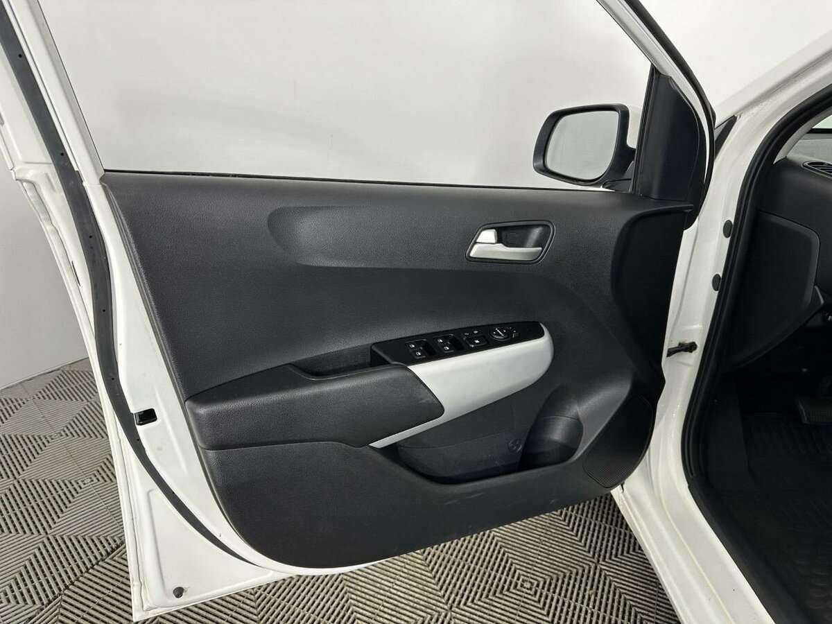 Kia Picanto 2018 года с пробегом. Фото: #6