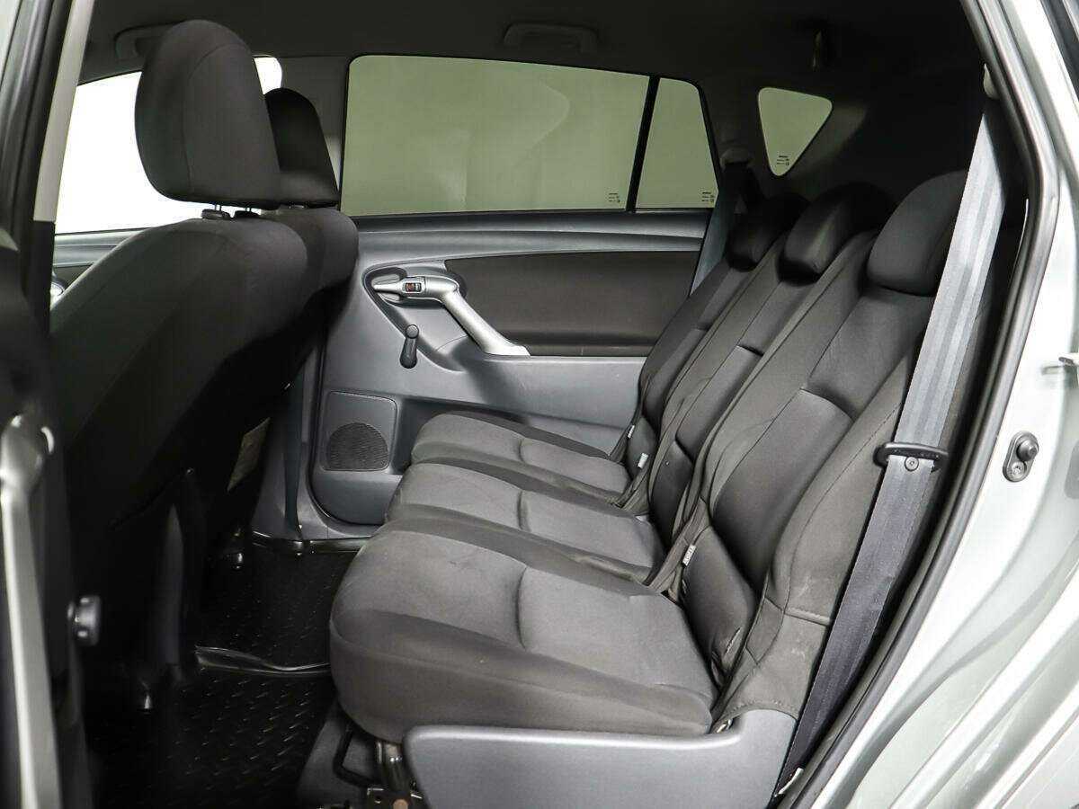 Toyota Verso 2011 года с пробегом. Фото: #9