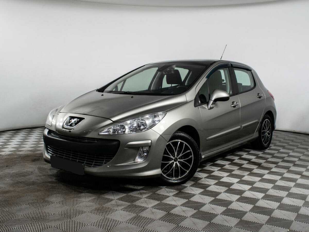 Peugeot 308 2010 года с пробегом. Посмотреть фото