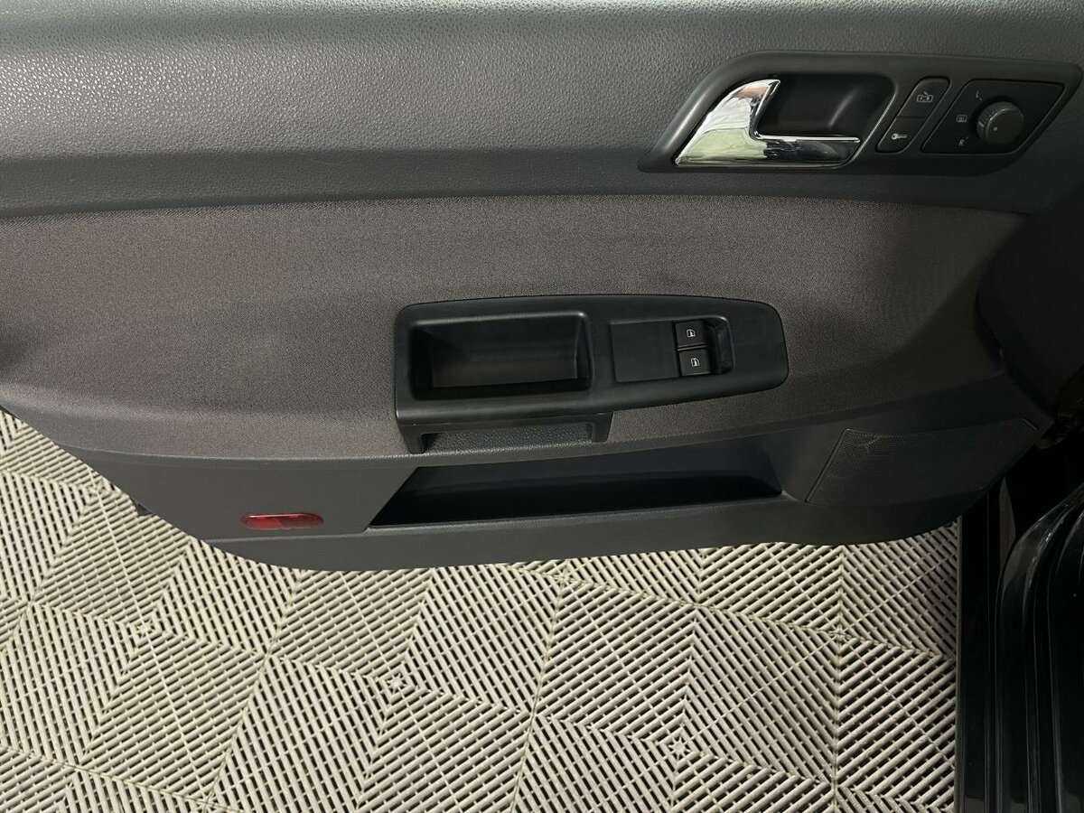 Volkswagen Polo 2008 года с пробегом. Фото: #7