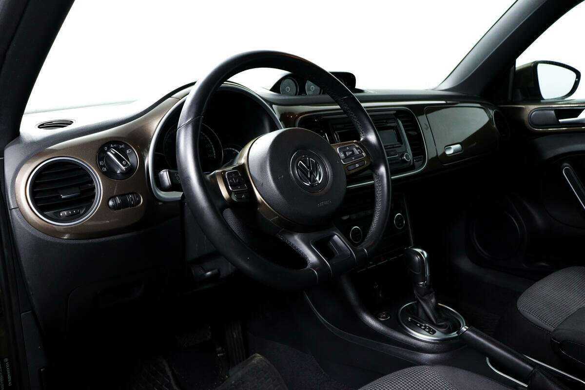 Volkswagen Beetle 2014 года с пробегом. Фото: #12