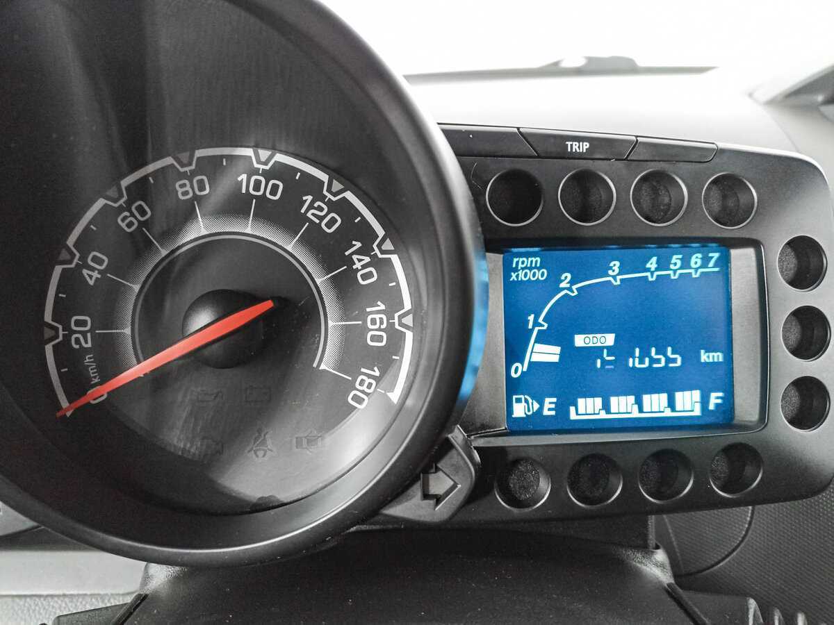 Chevrolet Spark 2011 года с пробегом. Фото: #10