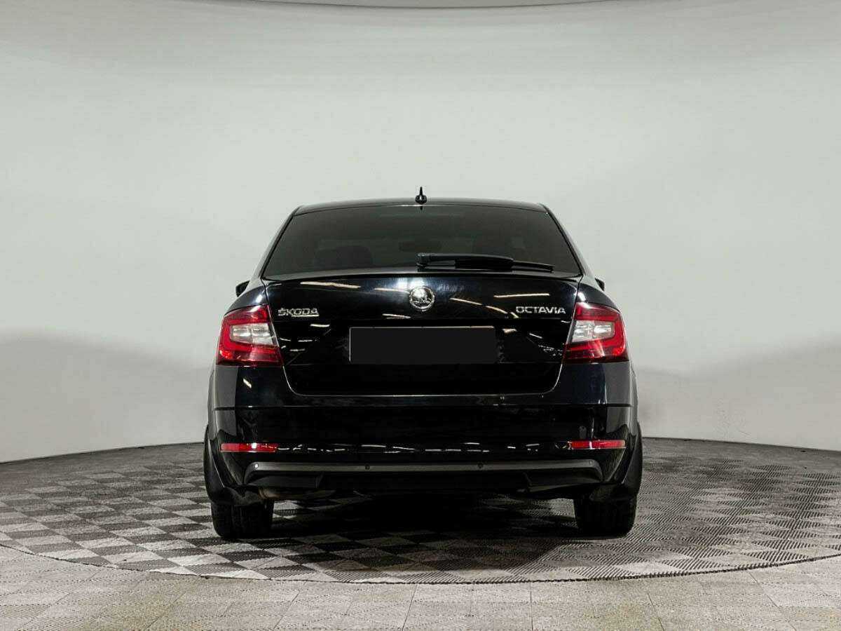 Skoda Octavia 2018 года с пробегом. Фото: #5