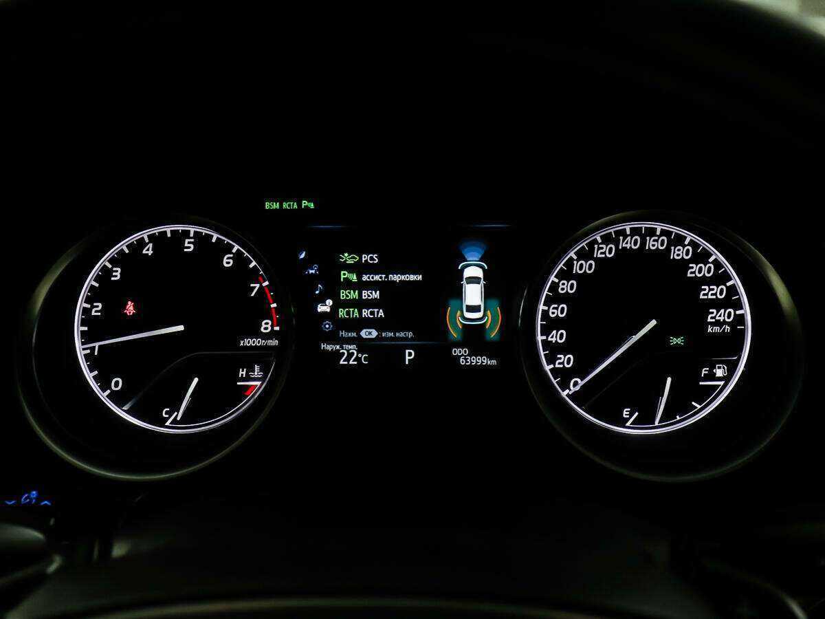 Toyota Camry 2018 года с пробегом. Фото: #17