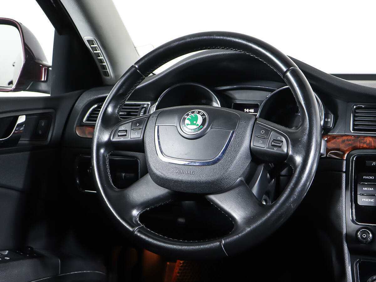 Skoda Superb 2010 года с пробегом. Фото: #17