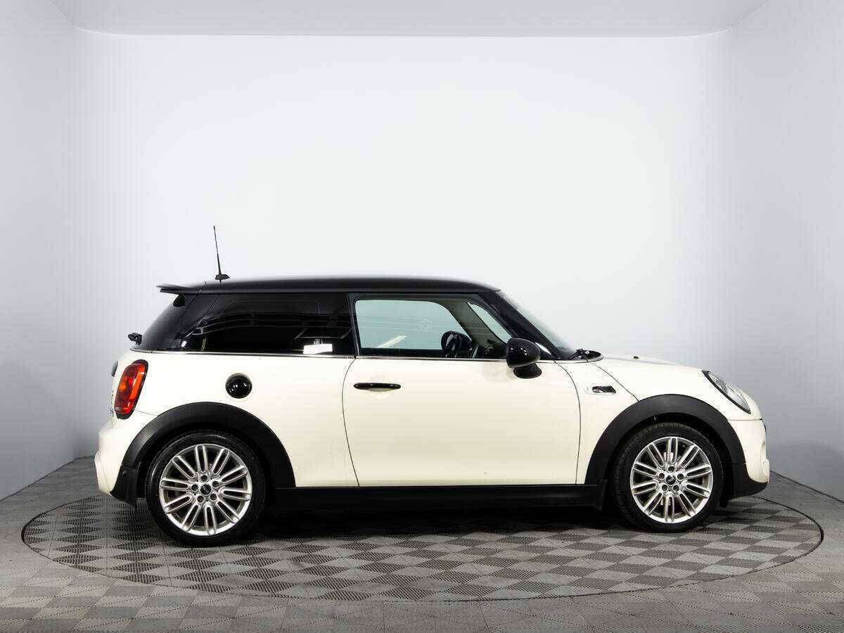 Mini Hatch 2014 года с пробегом. Фото: #3