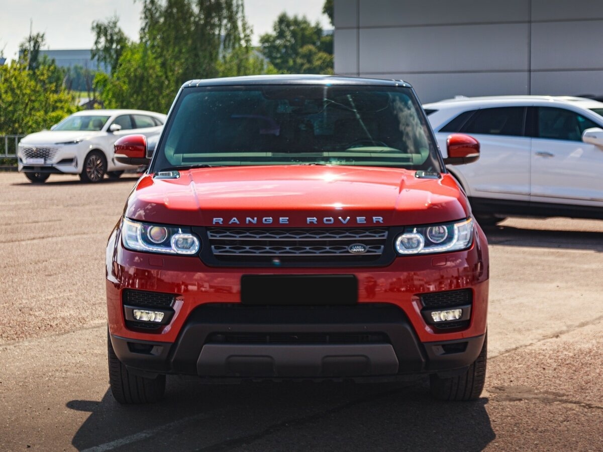 Land Rover Range Rover Sport 2013 года с пробегом. Фото: #1