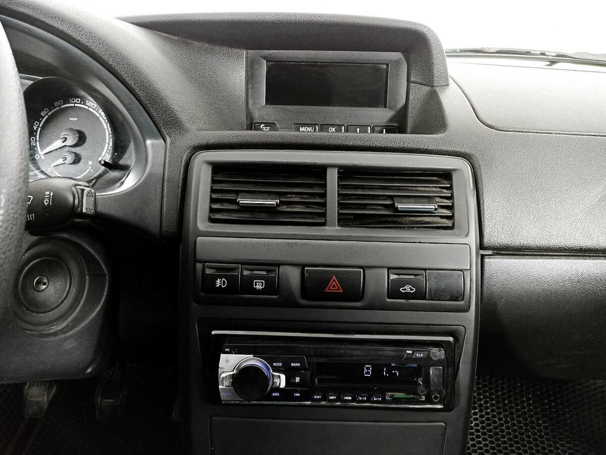 Lada (ВАЗ) Priora 2014 года с пробегом. Фото: #10