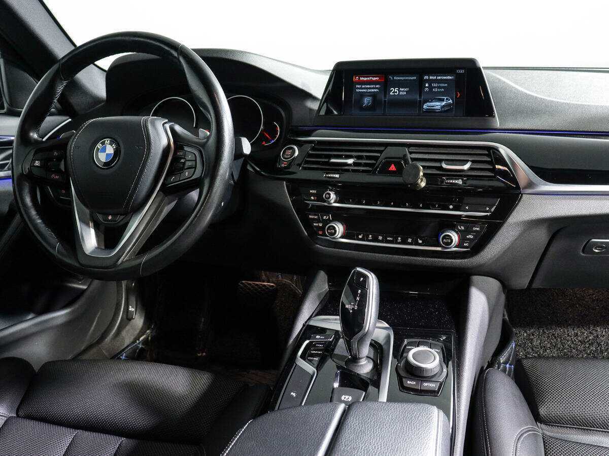 BMW 5 серии 2019 года с пробегом. Фото: #9