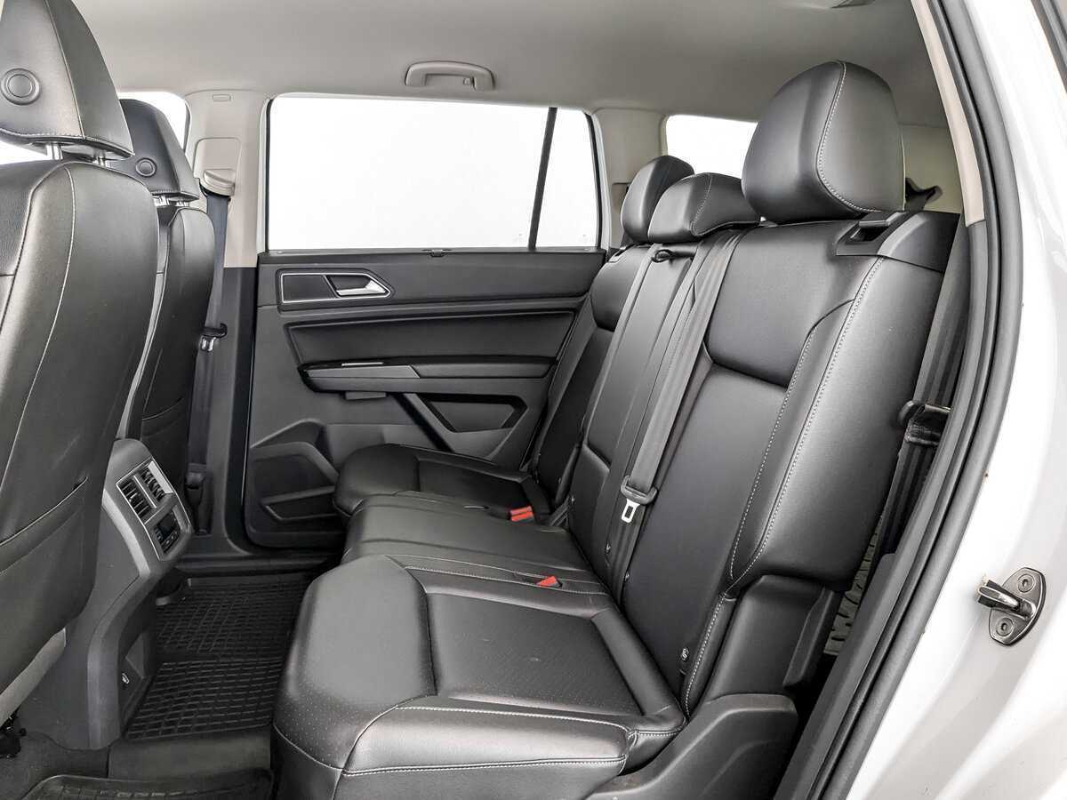 Volkswagen Teramont 2019 года с пробегом. Фото: #11