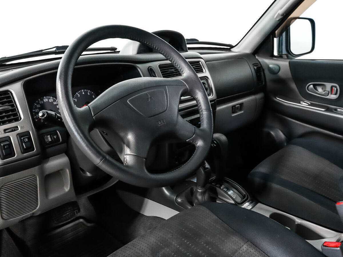 Mitsubishi Pajero Sport 2008 года с пробегом. Фото: #8