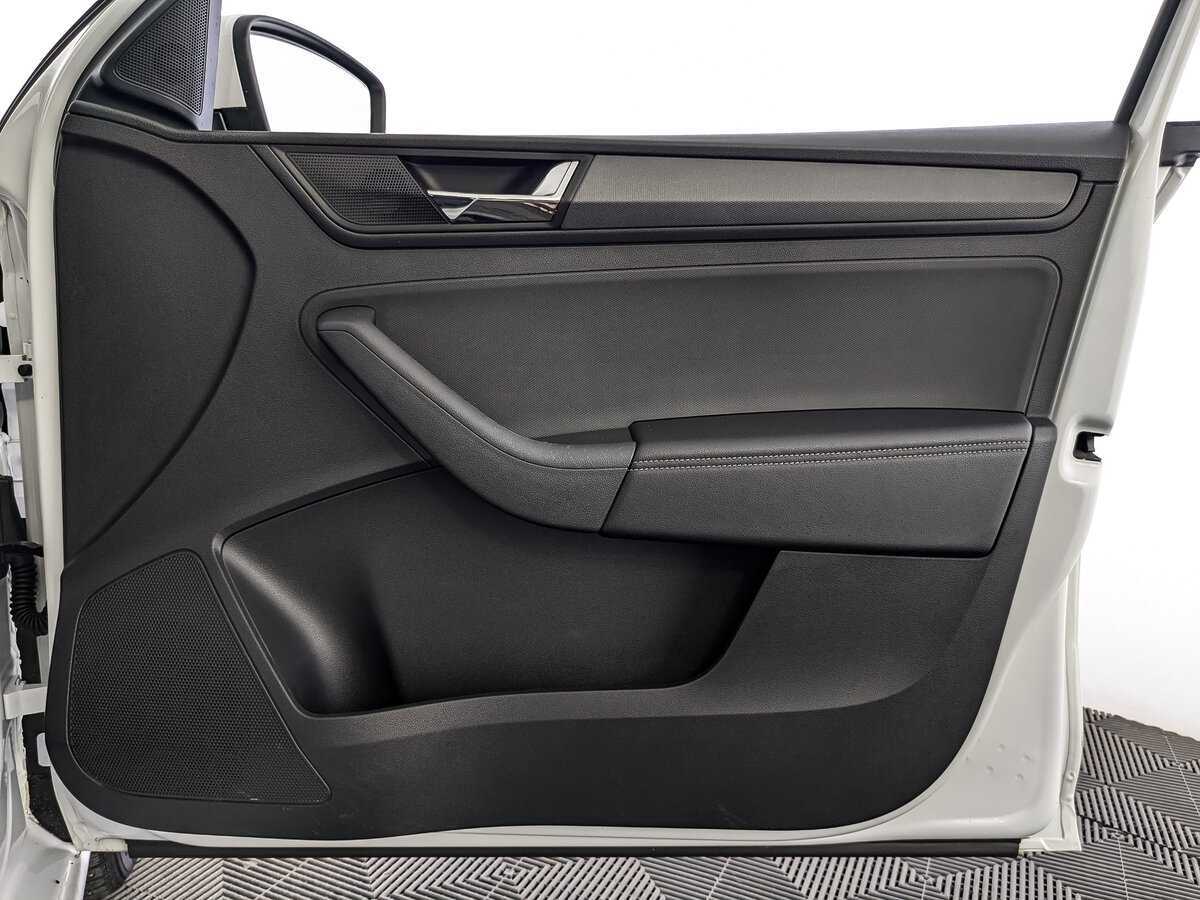 Skoda Rapid 2020 года с пробегом. Фото: #20