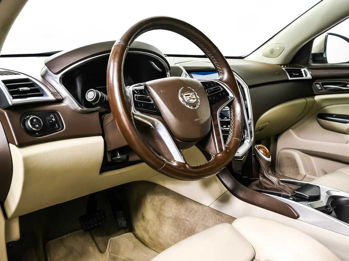 Cadillac SRX 2013 года с пробегом. Фото: #11