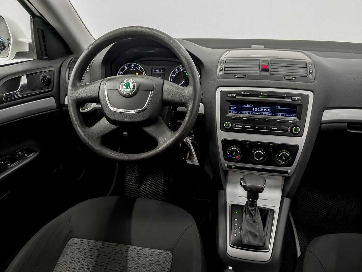 Skoda Octavia 2013 года с пробегом. Фото: #24