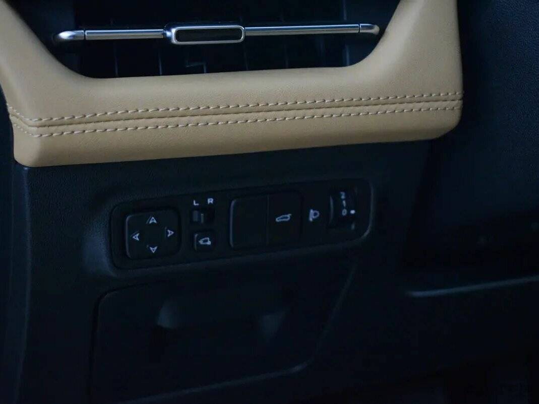 Changan UNI-K 2024 года с пробегом. Фото: #12