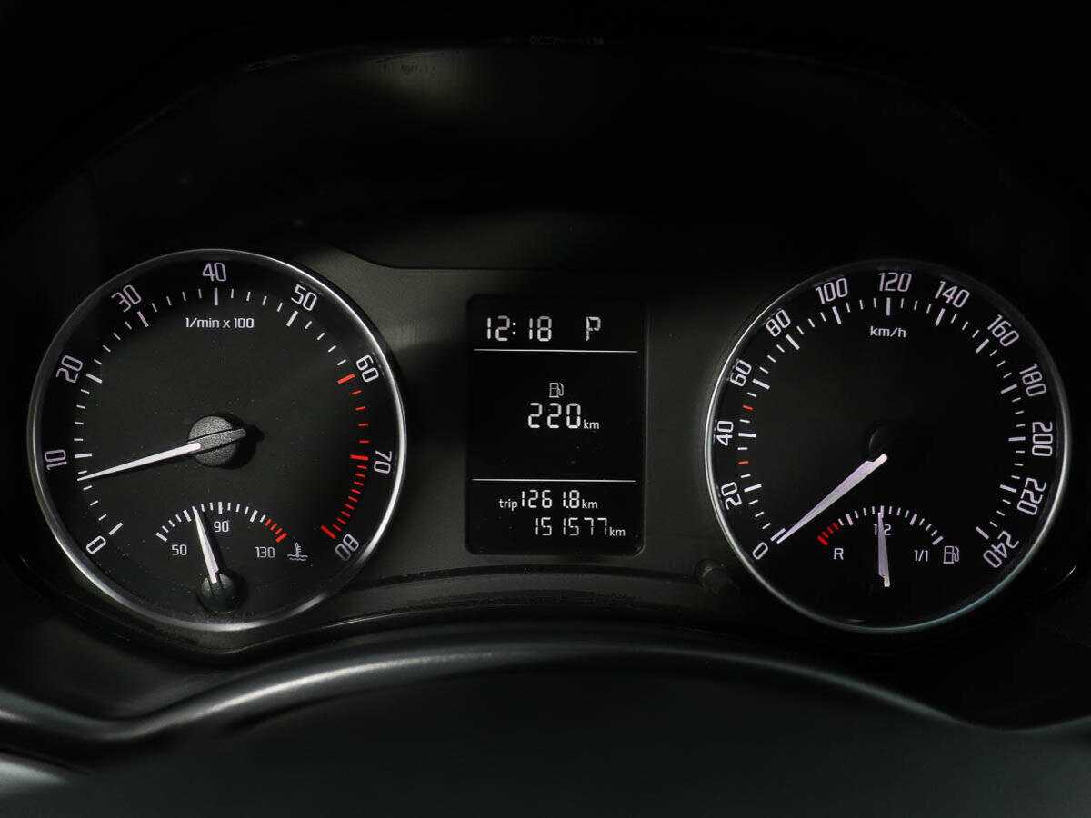 Skoda Octavia 2011 года с пробегом. Фото: #11