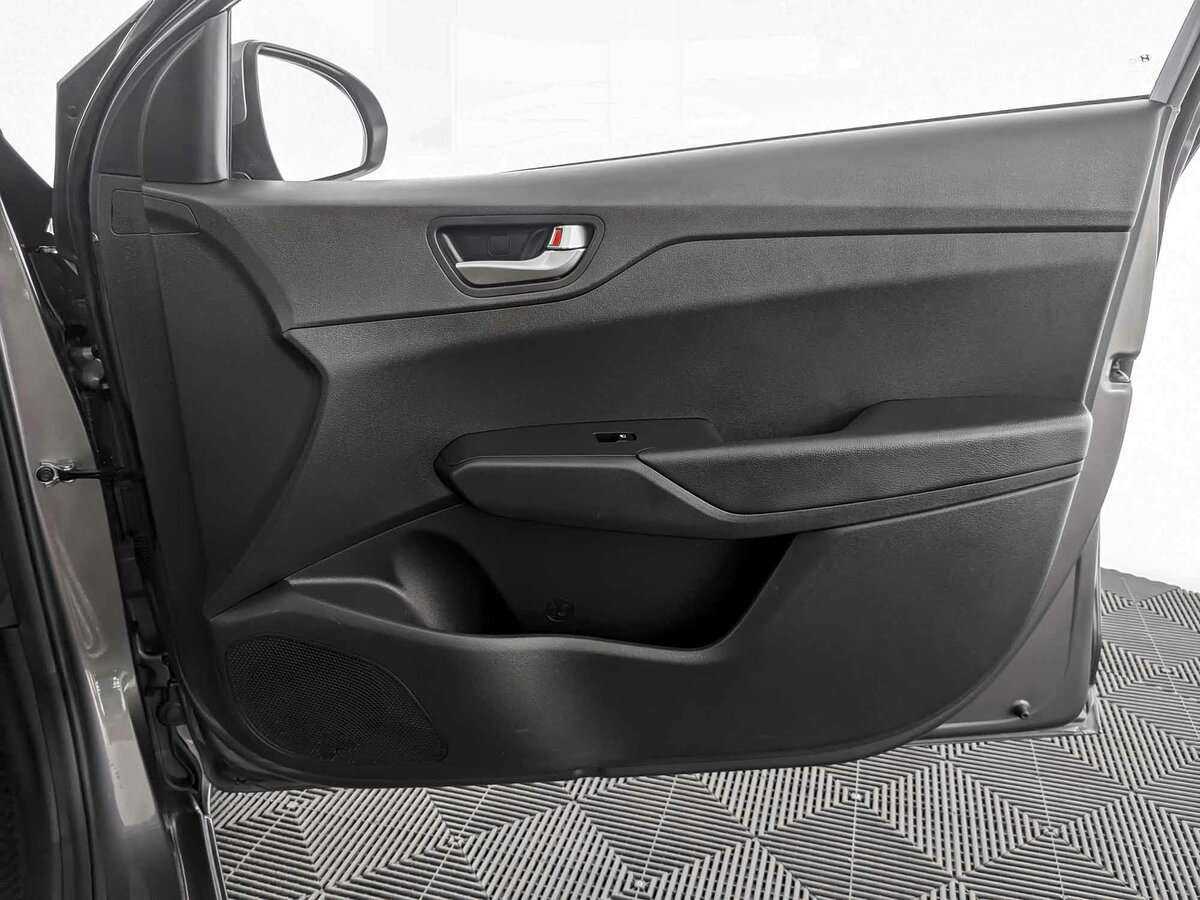 Hyundai Solaris 2021 года с пробегом. Фото: #19