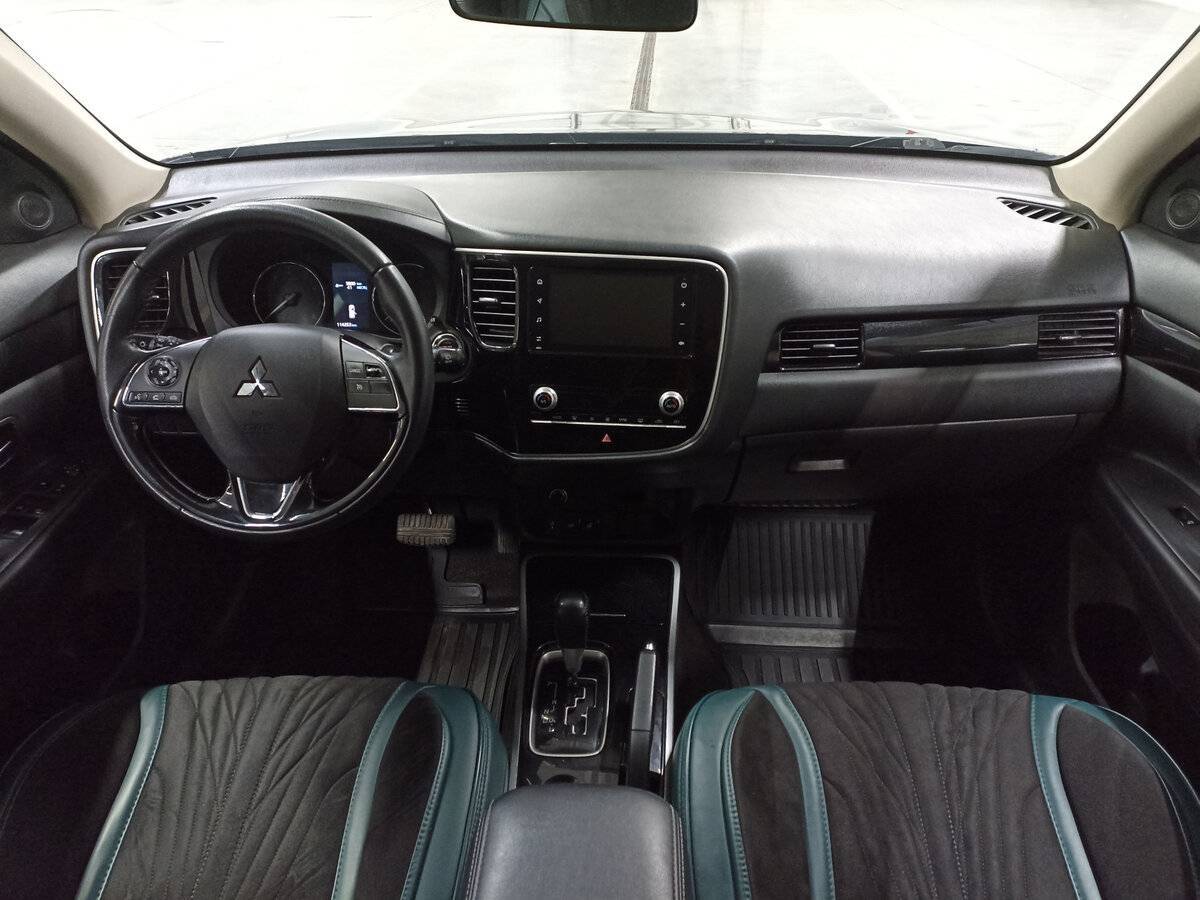 Mitsubishi Outlander 2020 года с пробегом. Фото: #13