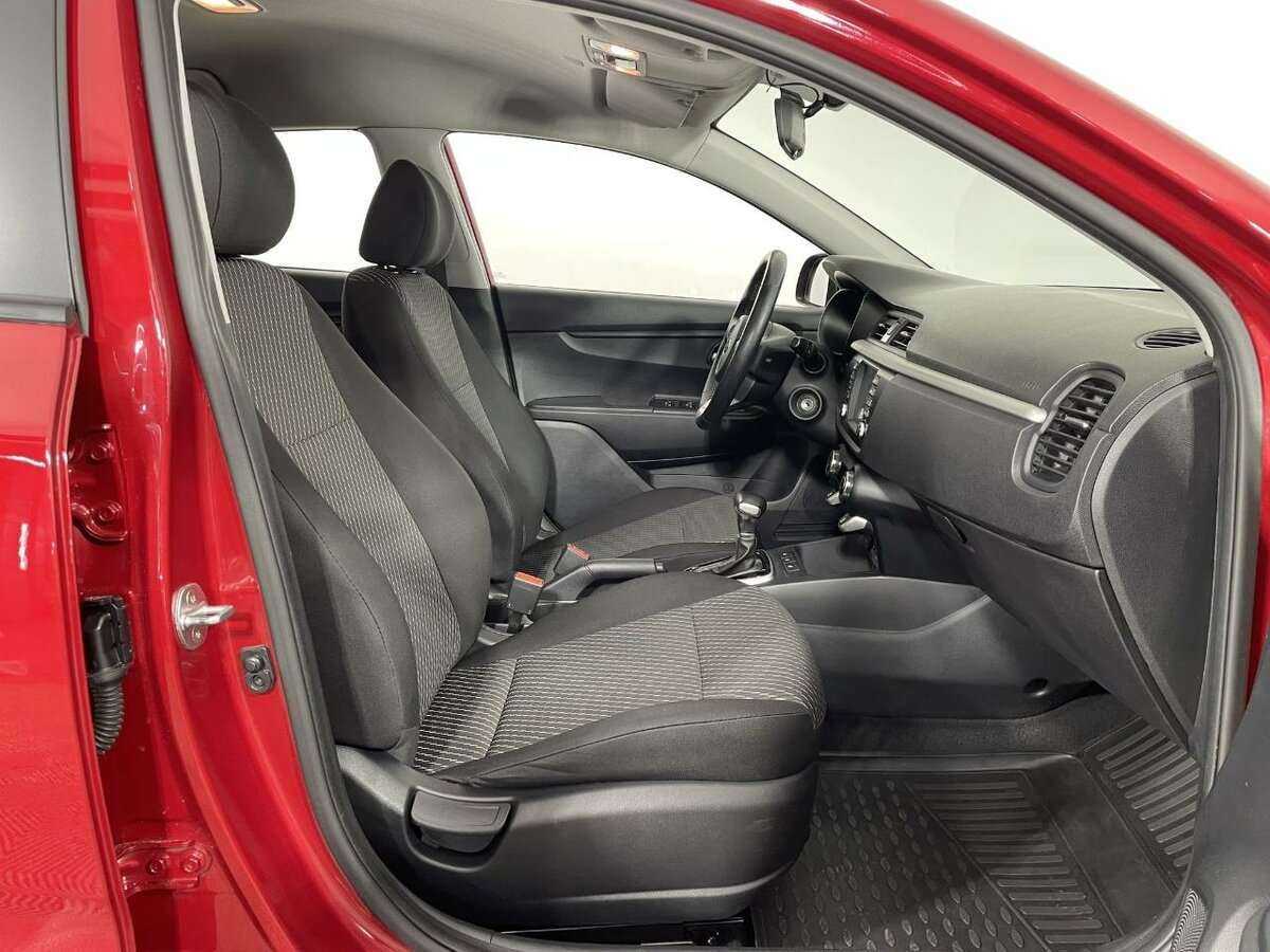 Kia Rio 2019 года с пробегом. Фото: #13