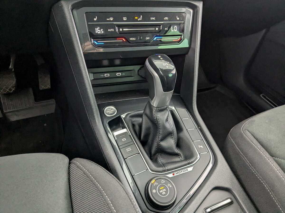 Volkswagen Tiguan 2021 года с пробегом. Фото: #22