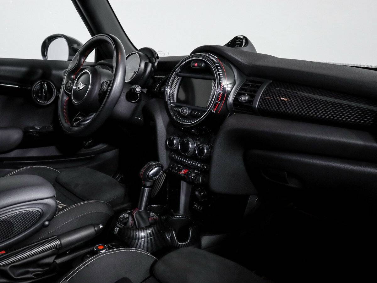 Mini Hatch 2017 года с пробегом. Фото: #6