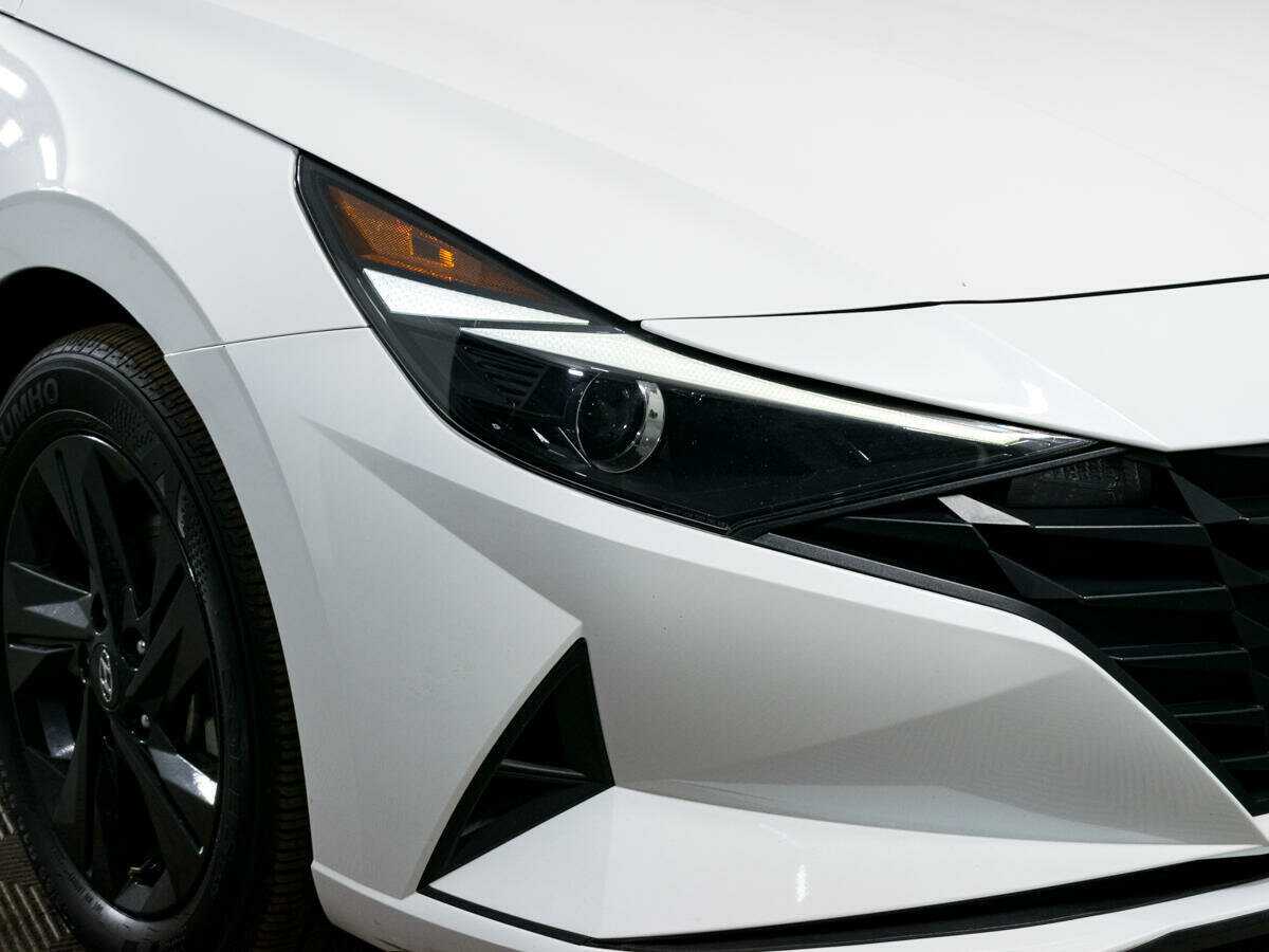 Hyundai Elantra 2021 года с пробегом. Фото: #17
