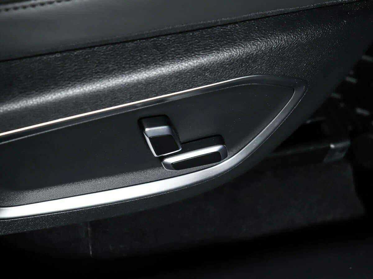 Geely Tugella 2023 года с пробегом. Фото: #23