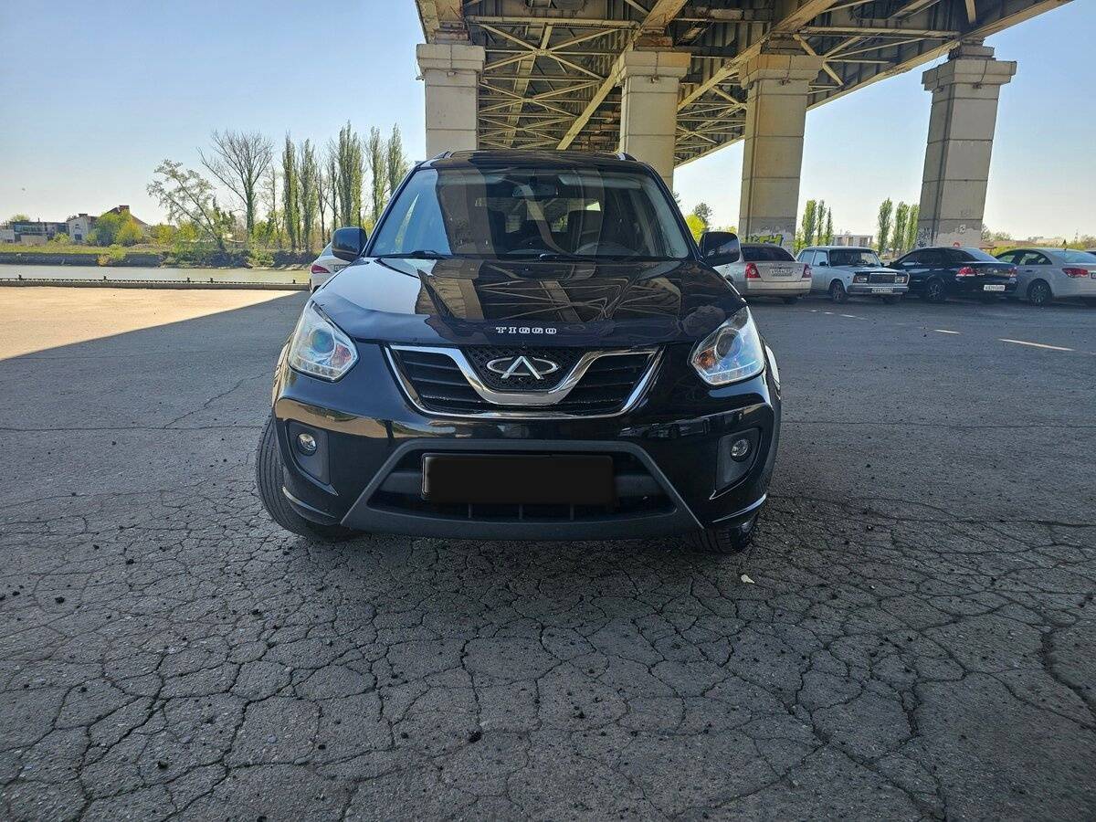 Chery Tiggo (T11) 2013 года с пробегом. Фото: #3