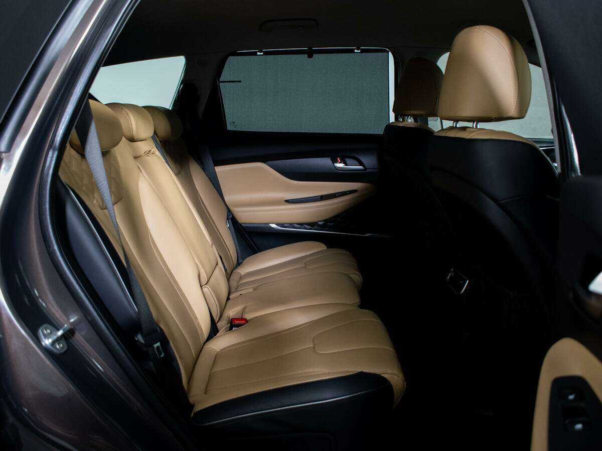 Hyundai Santa Fe 2021 года с пробегом. Фото: #9