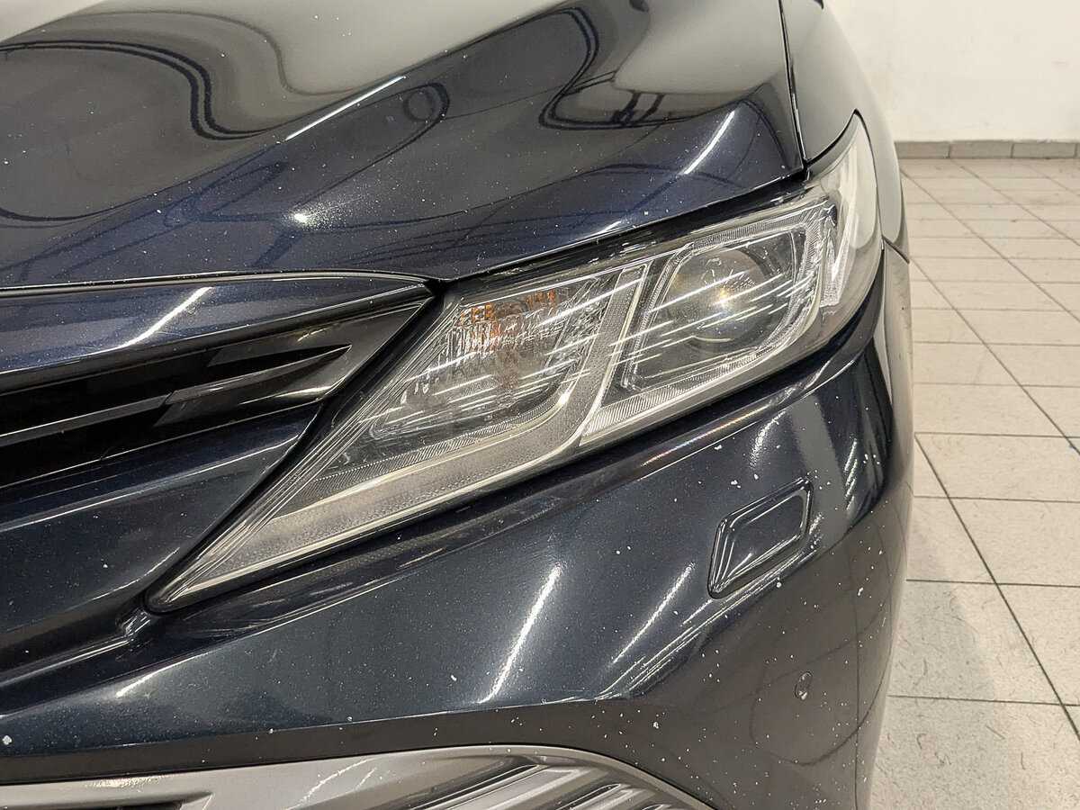 Toyota Camry 2018 года с пробегом. Фото: #10