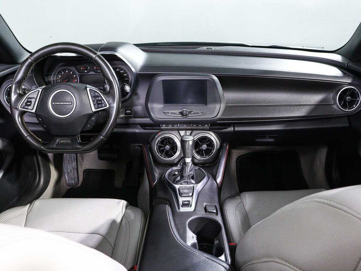 Chevrolet Camaro 2016 года с пробегом. Фото: #16
