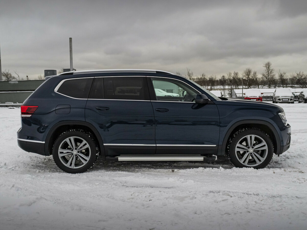 Volkswagen Teramont 2019 года с пробегом. Фото: #4