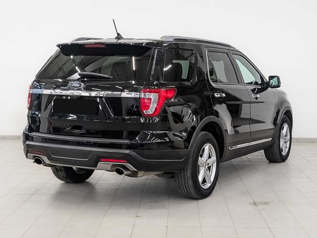 Ford Explorer 2019 года с пробегом. Фото: #4