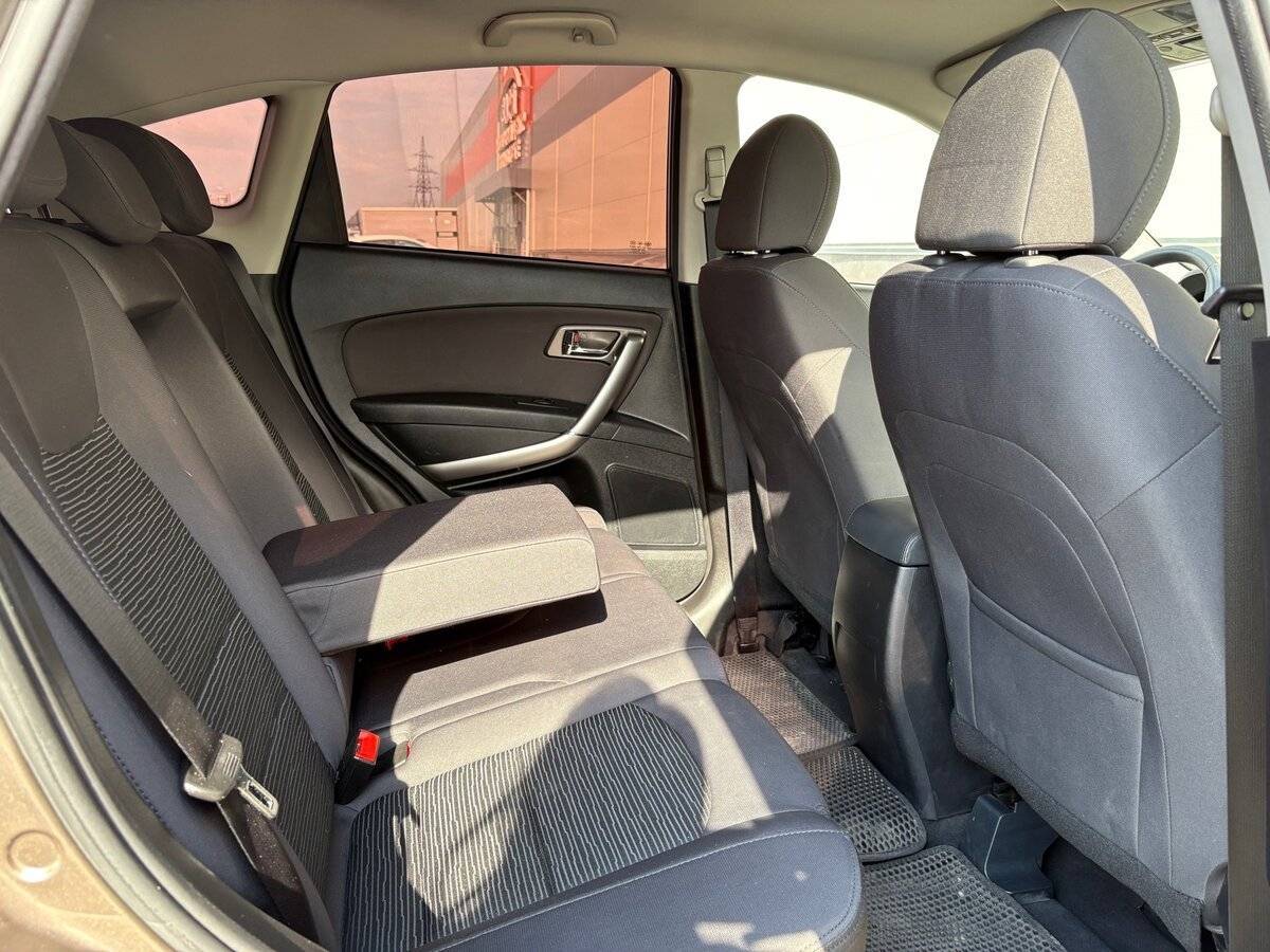 FAW Besturn X80 2020 года с пробегом. Фото: #19