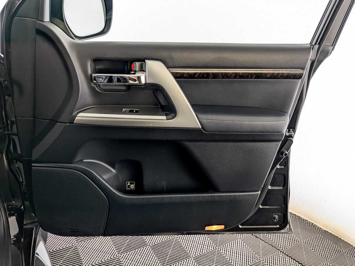 Toyota Land Cruiser 2015 года с пробегом. Фото: #26