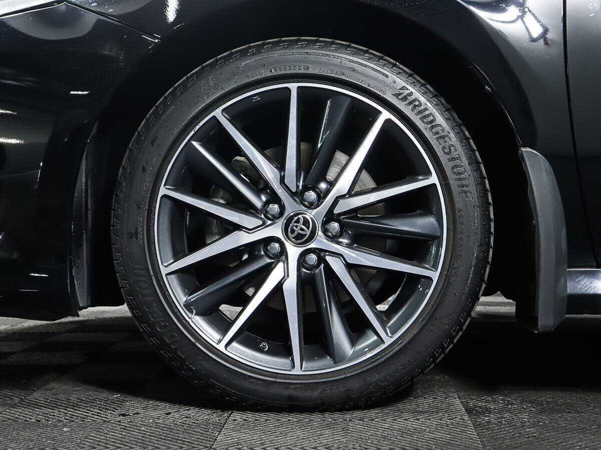 Toyota Camry 2021 года с пробегом. Фото: #18