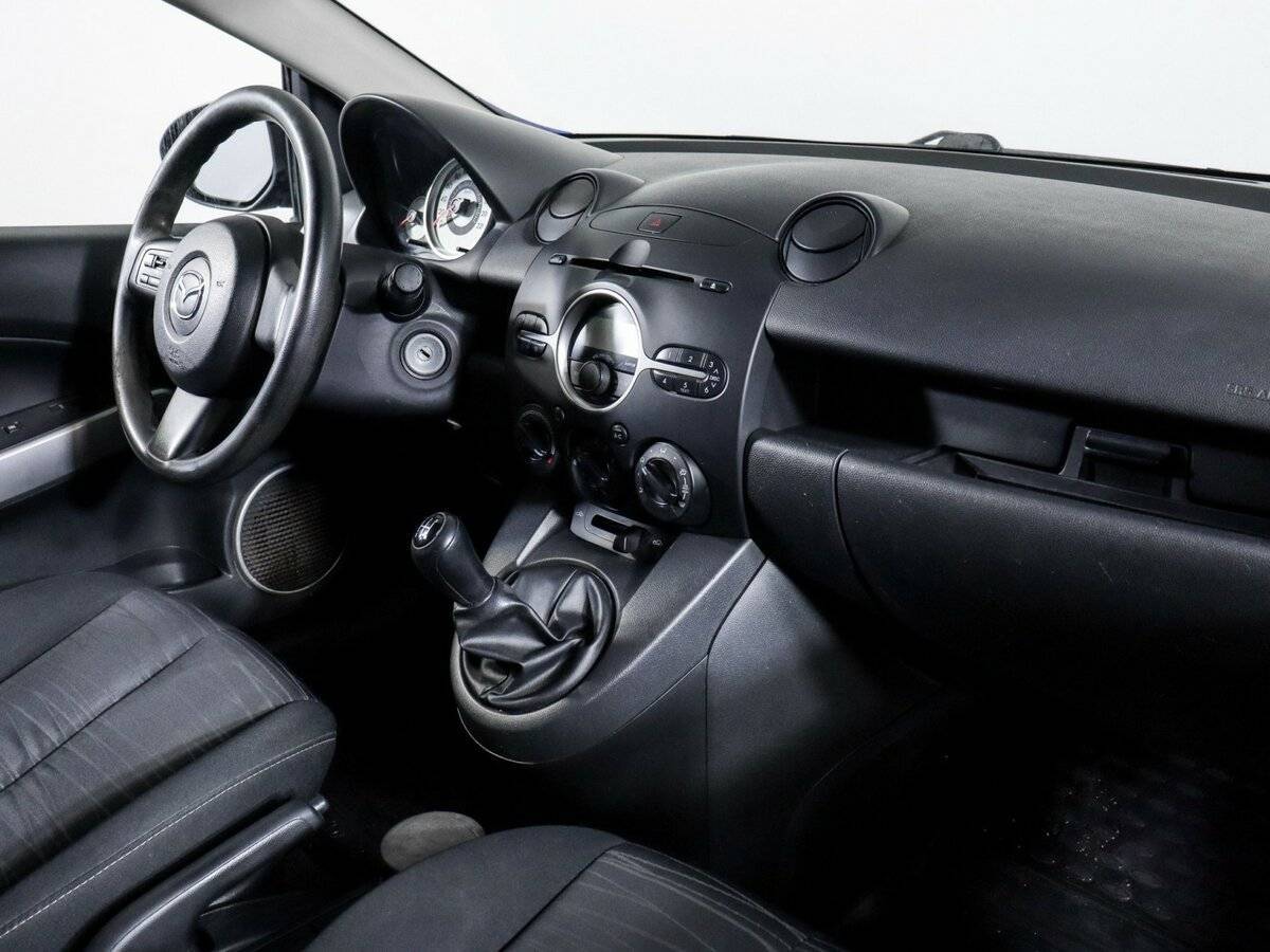 Mazda 2 2008 года с пробегом. Фото: #8