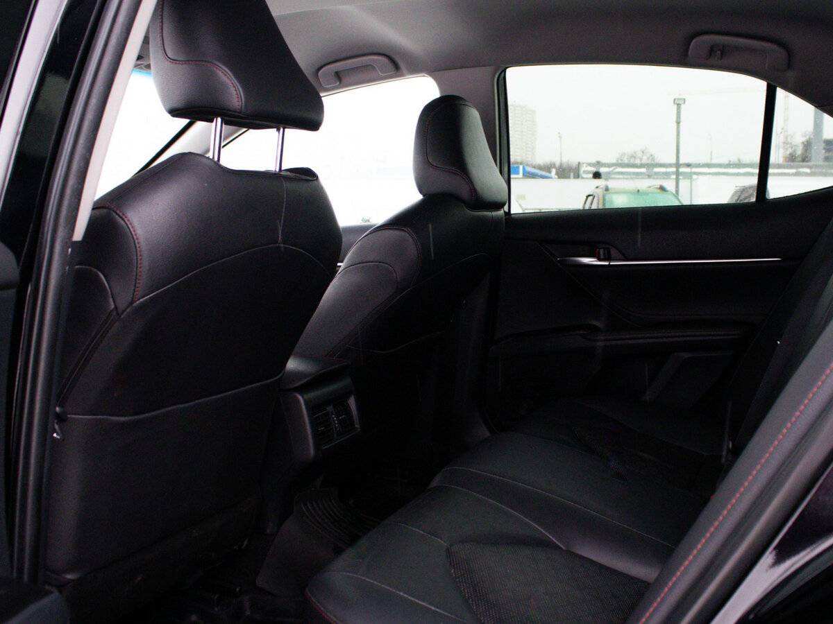 Toyota Camry 2022 года с пробегом. Фото: #13