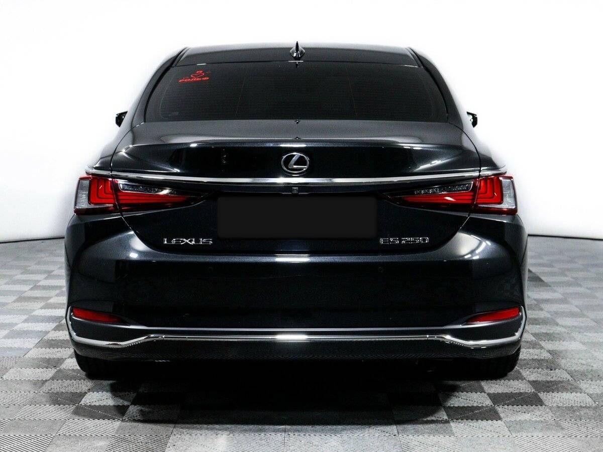 Lexus ES 2018 года с пробегом. Фото: #5