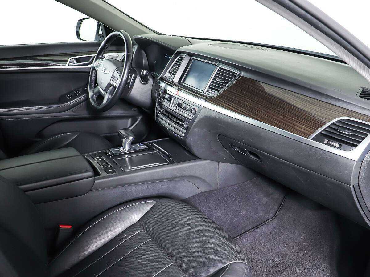 Genesis G80 2017 года с пробегом. Фото: #10