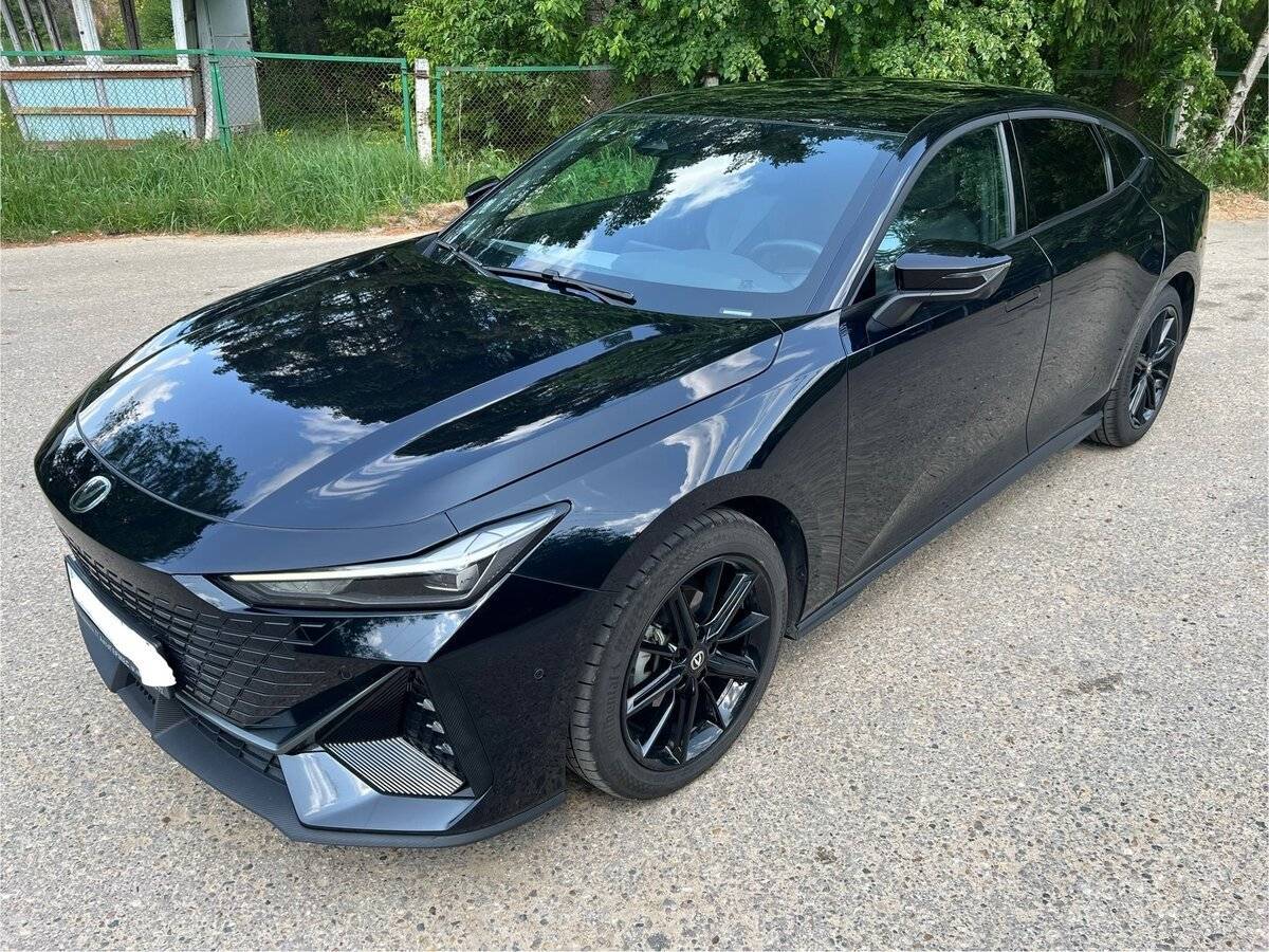 Changan UNI-V 2023 года с пробегом. Фото: #8