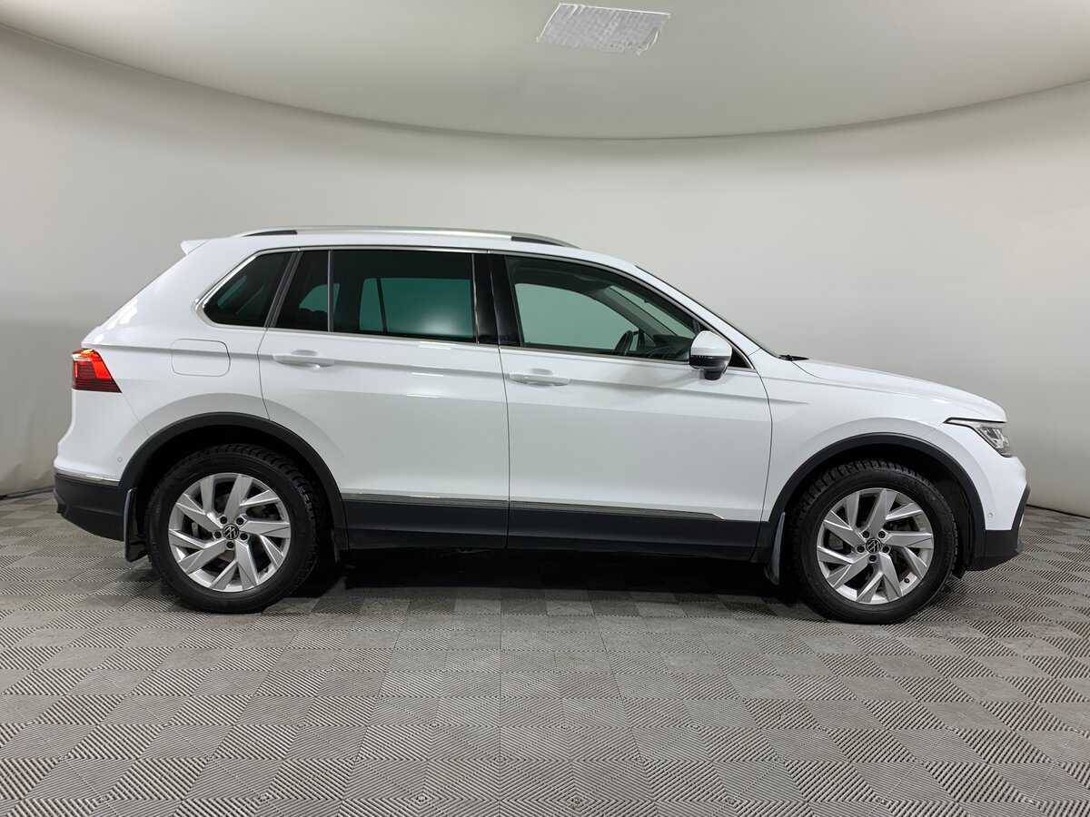 Volkswagen Tiguan 2021 года с пробегом. Фото: #3