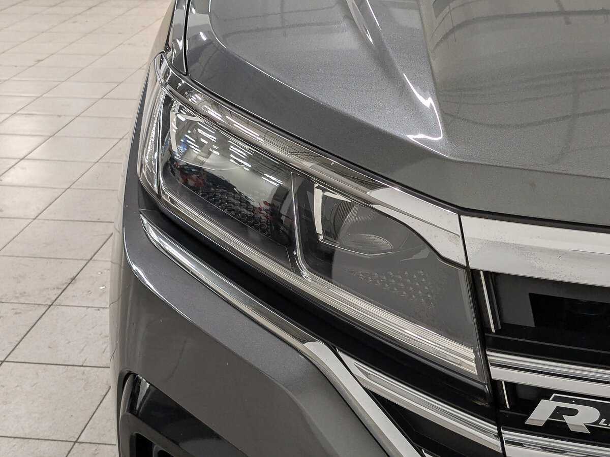 Volkswagen Touareg 2019 года с пробегом. Фото: #10